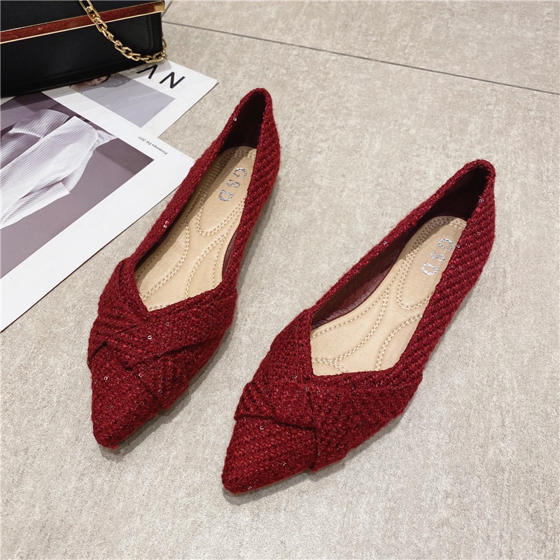ขนาดใหญ่ (31-46) All-Match Pointed Toe Fairy สไตล์รองเท้าแบนหญิง Peas รองเท้ารองเท้าแต่งงานสีแดงขนาดใหญ่ 46 45 44 43 สบายพนักงานออฟฟิศน้องสาว
