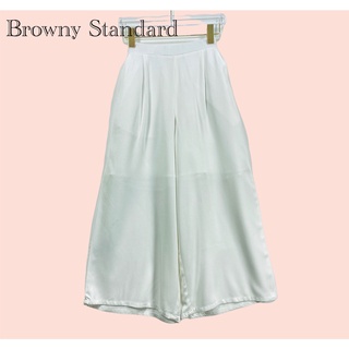 กางเกง Browny Standard ผ้าเรย่อนอย่างดี  กางเกงทรงปล่อยสวยมาก ผ้านิ่มมาก จีบหน้า ผ้าดีทิ้งตัวสวย  เอวยืด กระเป๋า2ข้าง