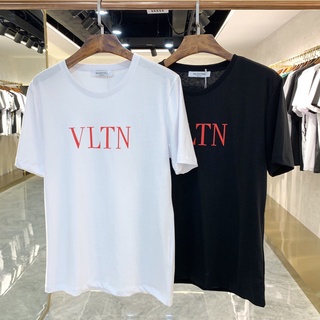 Valent1n0 2022 เสื้อยืดลําลองสําหรับผู้ชายแขนสั้นพิมพ์ลายตัวอักษร