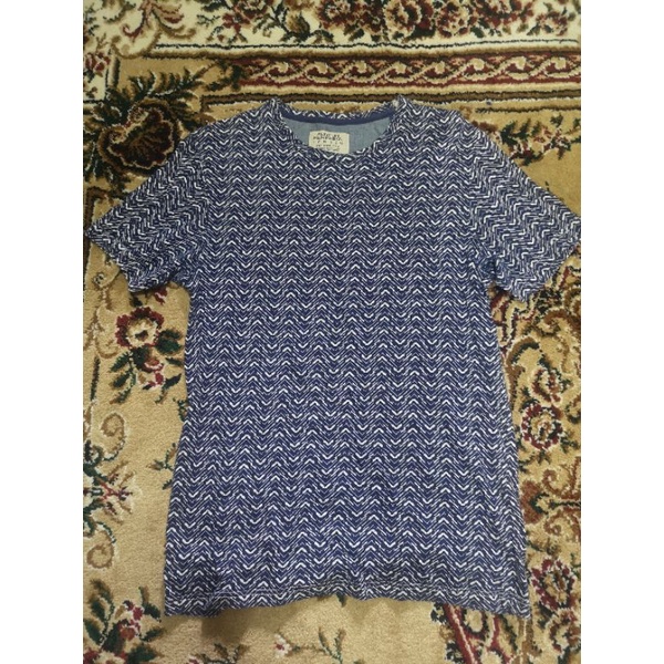 เสื้อยืด burton london