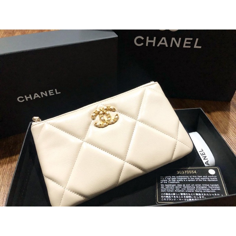 Used Once Chanel O case 8”  Holo30
