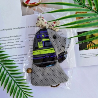 Handmade Dog Fabric Keychain / Keyring 9x14 cm. พวงกุญแจผ้าแฮนด์เมด รูปสุนัข 9x14 ซม. (ระบุสี หมายเหตุนะคะ)