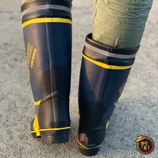 Safety Boots/รองเท้าบูทเซฟตี้หัวเหล็กและพื้นเหล็ก งานสวย คุณภาพดี วัสดุหนาทนทาน รองเท้าบูทเซฟตี้กันกระแทก รองเท้าบูทเซฟต