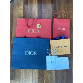 ถุงกระดาษ Dior แท้ พร้อมริบบิ้นกับดาว