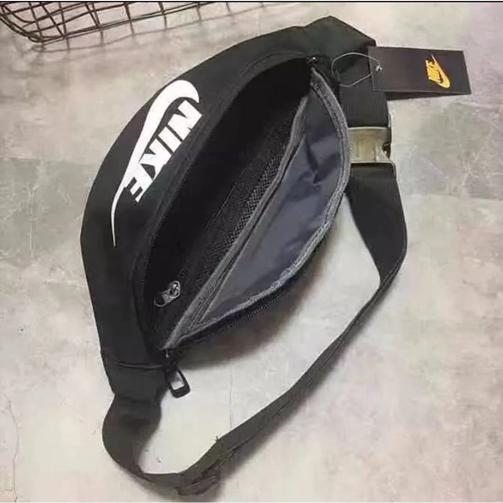 nike กระเป๋าคาดเอว คาดอก สะพายหลัง สะพายข้าง สุดเท่ห์(สินค้าพร้อมส่ง)