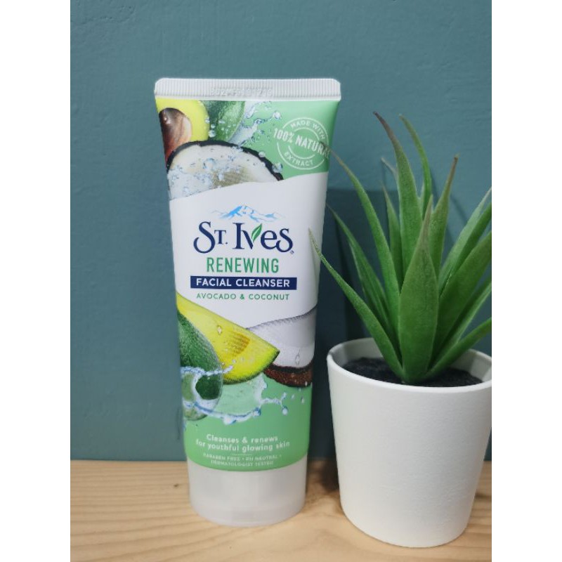 โฟมล้างหน้า​ St.lves​ Renewing Facial​ Cleanser​(105g)​