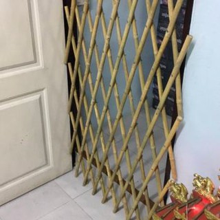ฉากไม้ไฝ่ยืดหด สำหรับตกแต่งบ้าน ขนาด18-100 CM.