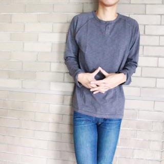 Button neck long sleeve cotton