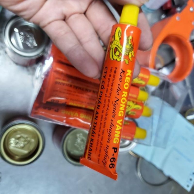 กาวมังกรสีเหลือง P66