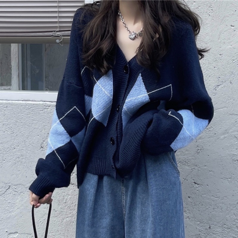 Alaina sweater เสื้อหนาวไหมพรมกระดุมหน้า สไตล์เกาหลี TS942