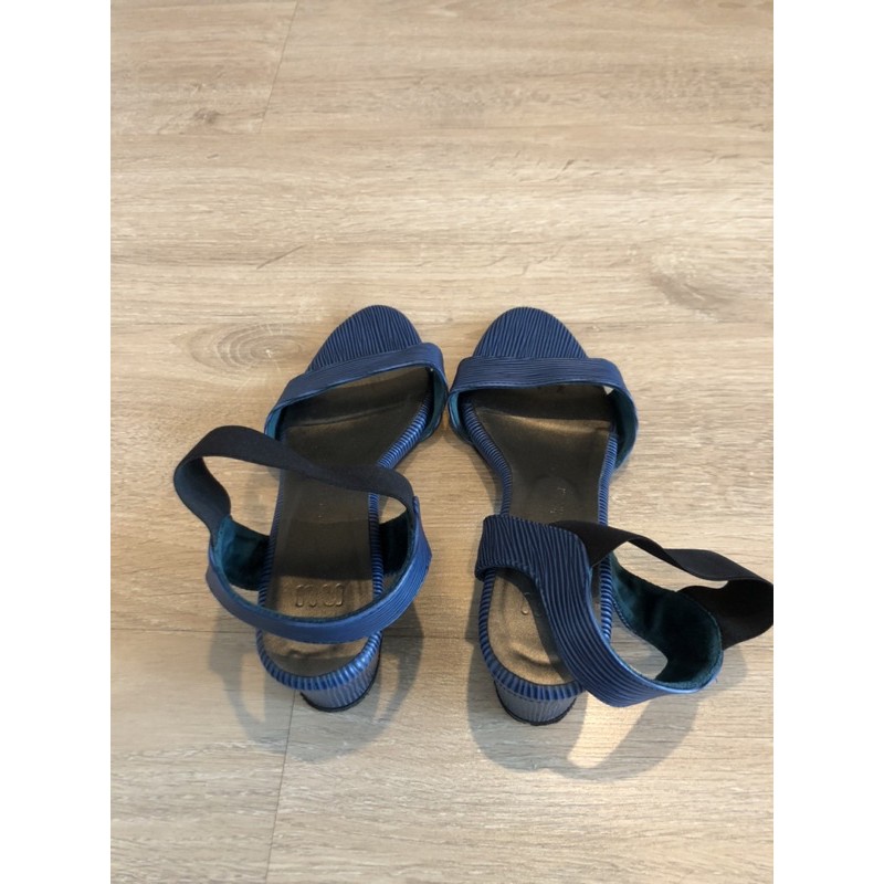 รองเท้าส้นสูงรัดส้น Nu bangkok รองเท้าทำงานส้นสูง