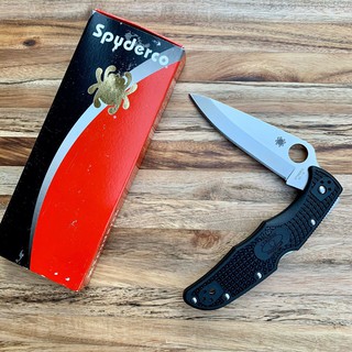 มีดพับ มีดพก Spyderco Endura 4 ใบ 3.8" เหล็ก VG10 ใบเรียบ ด้าม FRN (C10PBK)