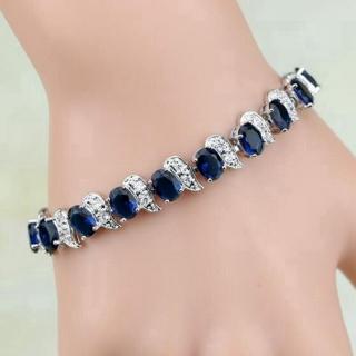 Blue fir bracelet กำไลข้อมือสตรี