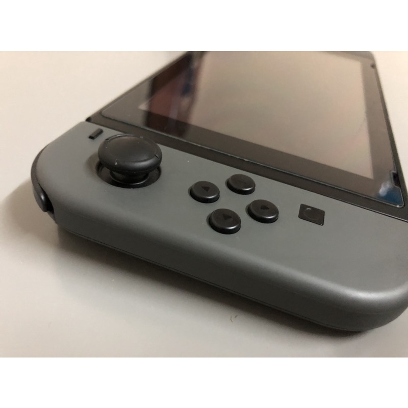 Nintendo Switch มือสอง กล่องแดง สภาพใหม่ V.2 ส่งฟรี