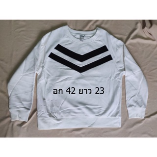 เสื้อกันหนาว สีขาว Forever21 สเวตเตอร์ เสื้อกันหนาวมือสอง