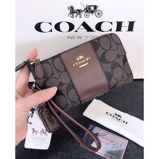 กระเป๋าคล้องมือ2ซิบ Coach ลายโค้ช