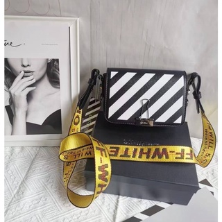 OFF-WHITE BLACK MINI DIAG BINDER CLIP กระเป๋าสะพายข้างครอสบอดี้ แบรนด์ออฟไวท์ ลายทาง คลิป สายคาด yellow industrial belt