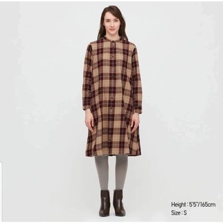 👗U N I Q L O Flannel  Shirt Dress เดรสเชิ้ตแขนยาวลายสก็อต เนื้อผ้าคล้ายลินิน เนื้อผ้านิ่ม ไม่บาง ทรงปล่อย ใส่สบายมากนะคะ