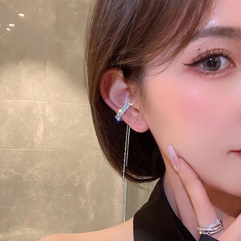 เครื่องประดับ ต่างหูระย้า ห้อยพู่ยาว รูปหยดน้ํา ประดับเพทาย ทรงกลม สีเงิน เหมาะกับของขวัญ แฟชั่นหรูหรา สําหรับผู้หญิง 1 ชิ้น