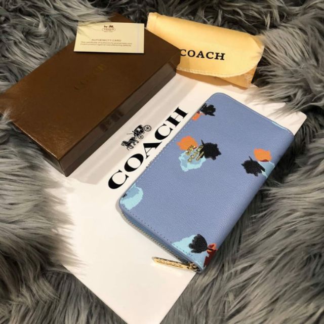 กระเป๋าสตางค์ COACH ใบยาว ซิปรอบ ลายดอกไม้