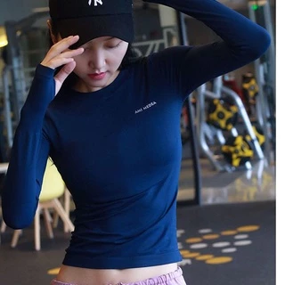 เสื้อยืดกีฬา แขนสั้น แบบเข้ารูป เหมาะกับใส่เล่นโยคะ ฟิตเนส สําหรับผู้หญิง