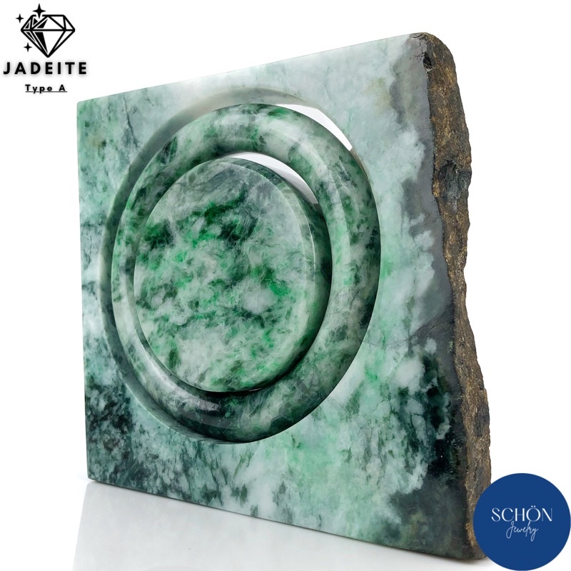 กำไลหยกA กำไลหยกพม่า ธรรมชาติ100% Jadeite Type A (ผลิตจากก้อนหยกธรรมชาติ อาจพบตำหนิบ้าง) JABG
