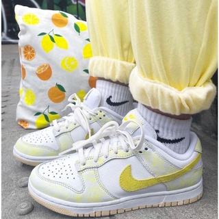 nike dunk yellow strike