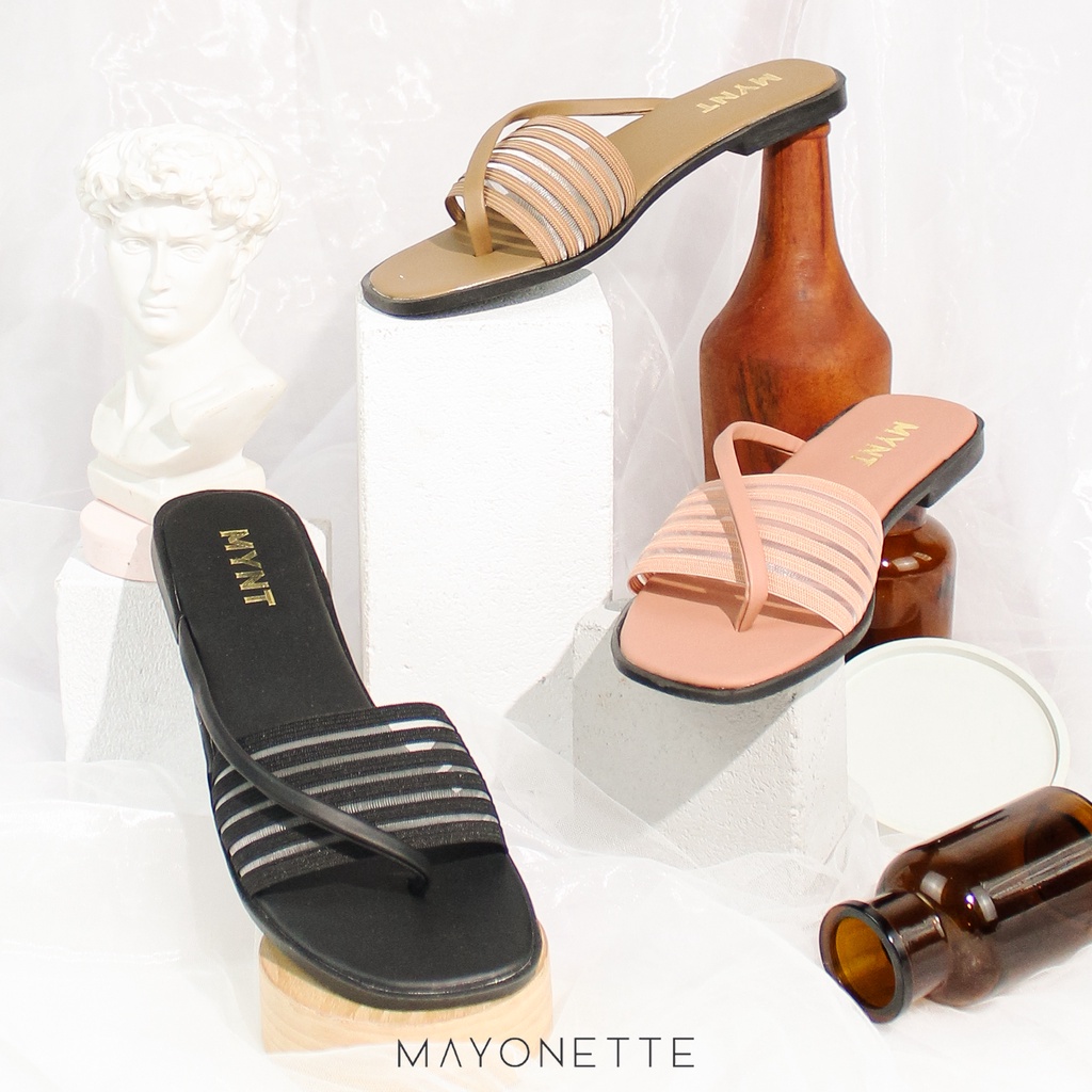 Mynt By Buttonscarvestte Oksana Flats - รองเท้าแตะสายรัดแฟลตสําหรับผู้หญิง