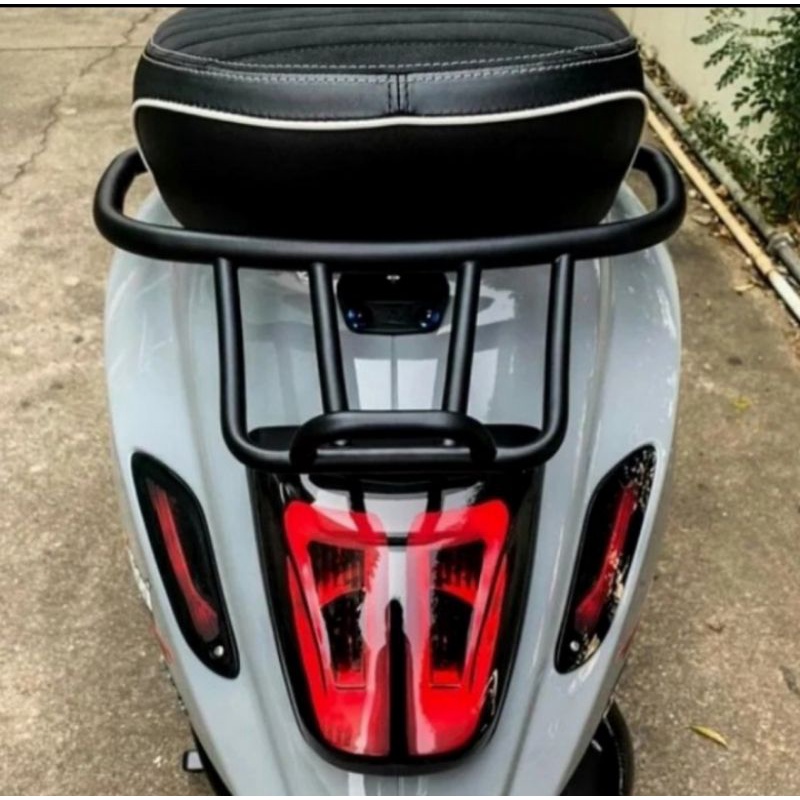 แร็คท้ายรุ่น Zelioni สําหรับ Vespa sprint และprimavera