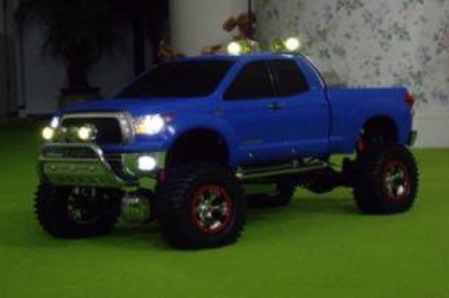 TOYOTA TUNDRA (รถบังคับ)