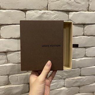 กล่องกระเป๋าแบรนด์เนม หลุยส์ LOUIS VITTON