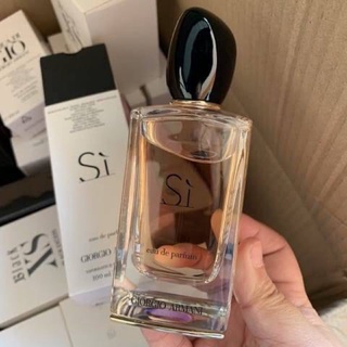 Giorgio Armani Si EDP 100 ml. กล่องเทสเตอร์(เช็คสต้อคก่อนทำรายการนะคะ)