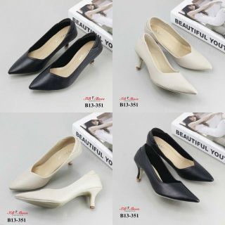 👠B13-351
พร้อมส่งรองเท้าคัชชูหัวแหลม หนังนิ่ม สูง2นิ้ว