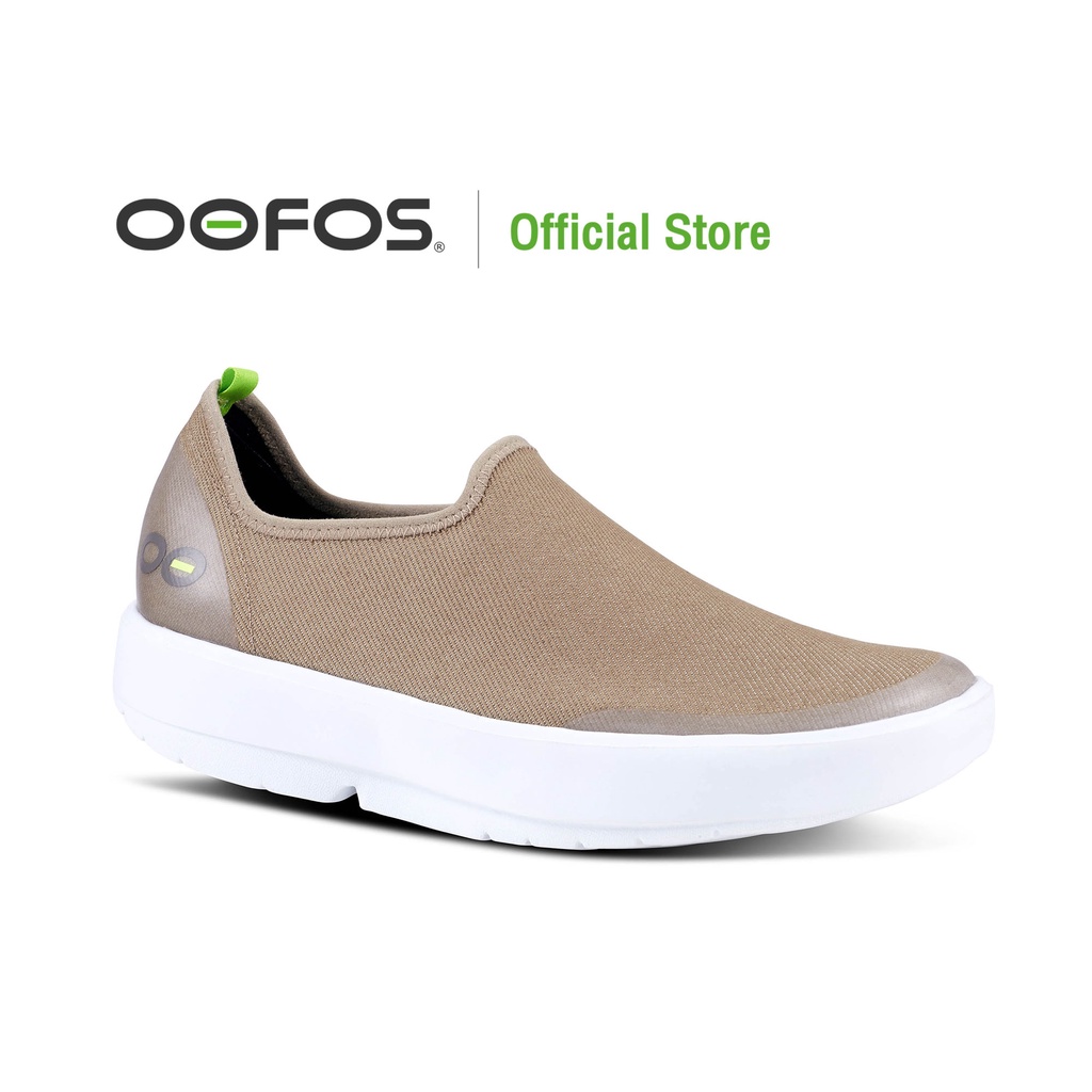 OOMG WOMEN'S  EEZEE LOW WHITE & TAUPE รองเท้าเพื่อการฟื้นฟู
