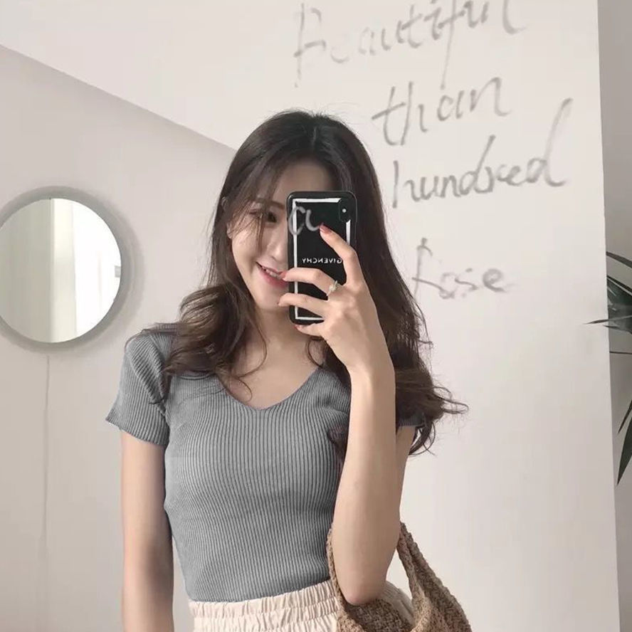 ผ้าไหมน้ำแข็งTเสื้อยืด，เสื้อ bottoming ผู้หญิง，สไตล์ยอดนิยม，สีทึบV ...