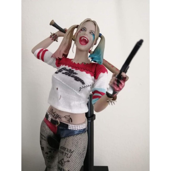 โมเดล Harley Quinn จากค่าย Crazy toys มือสอง
