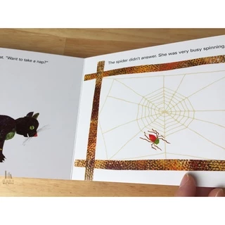 หนังสือเด็ก Eric Carle : The Very Hungry Caterpillar หนังสือเด็กที่ทุกบ้านต้องมี 👍 หนังสือเด็กขายดี