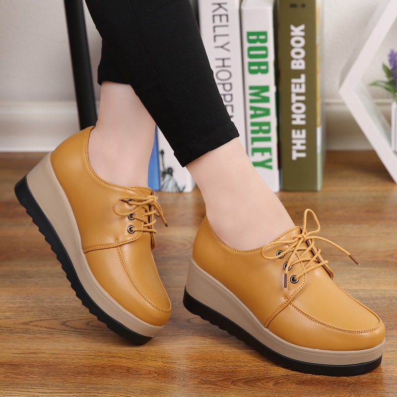 Elegant Woman Wedges รองเท้าผ้าใบ Strappy Casual Lady Walking Shoes Size 35-40