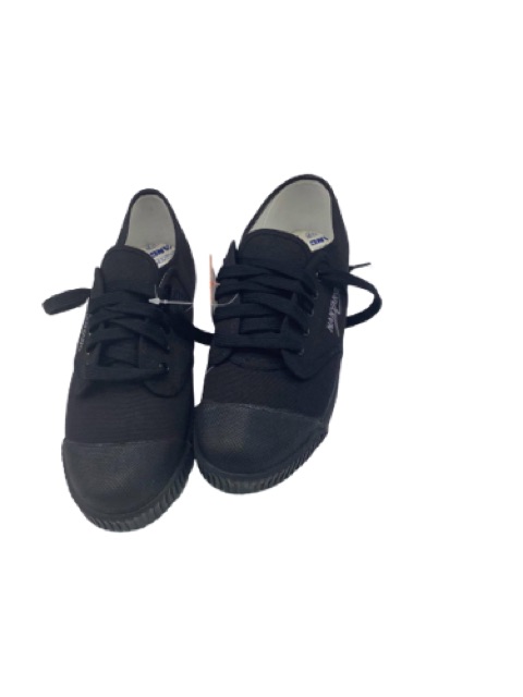 **ขายส่ง** รองเท้าผ้าใบนันยาง NANYANG นักเรียน ราคาถูก