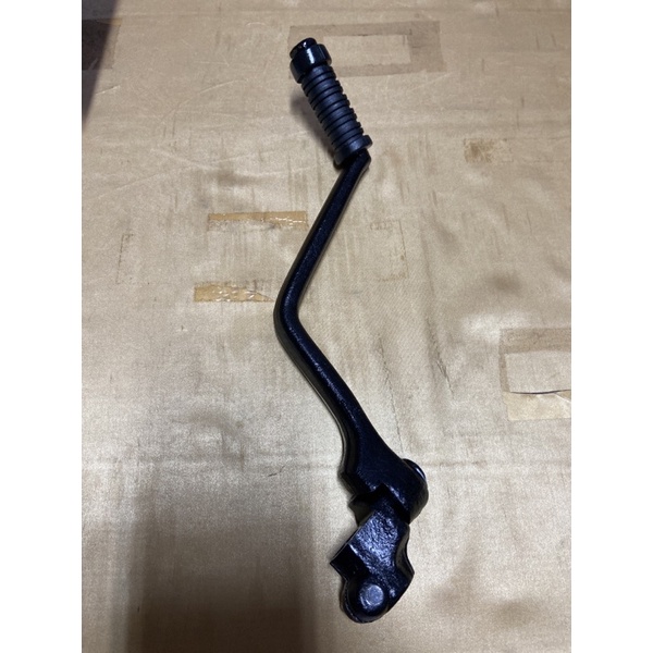 C-109.104 คันสตาร์ท,ขาสตาร์ท AKiRA-RR(รุ่นใหม่) ใข้ร่วมกับรถได้ดังนี้ AKiRA-M รุ่นใช้ดิสก์เบรกหลัง A