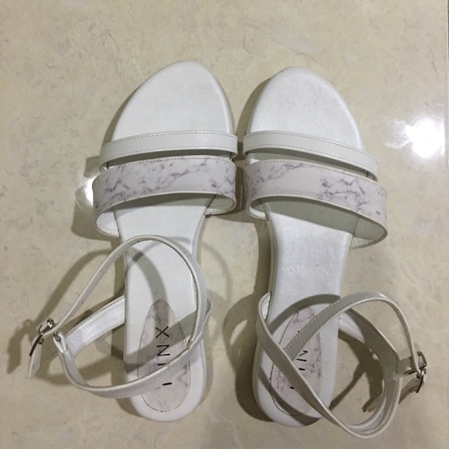 Marble sandal ร้าน minxshoes