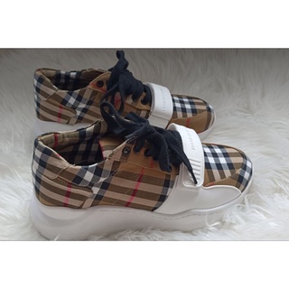 ไซส์ 38 รองเท้าแบรนด์เนมมือสอง Burberry Sneakers สวยกริบ