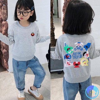 เสื้อเด็กสเวตเตอร์สีเทา