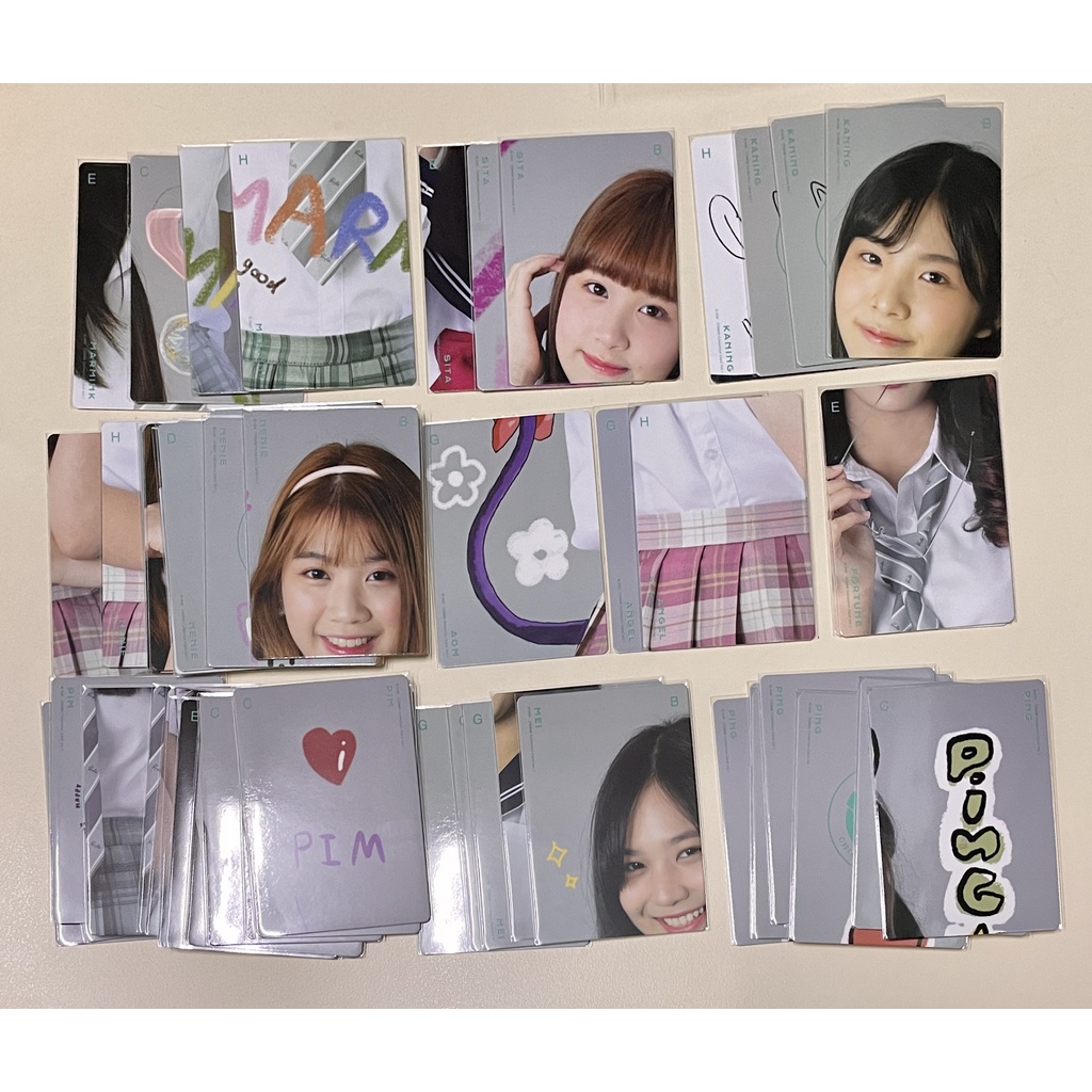 1/3 [ใบเศษ] CGM48 Card Collection Vol.1 [ Angel Aom Champoo Fortune Kaning Marmink Nenie Sita ]