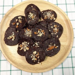 มันฝรั่งทอดกรอบเคลือบช็อกโกแลตอัลมอนด์  มี 3 รส ช็อกโกแลต ชา…