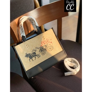 (แท้ 💯%‼) COACH LUNAR NEW YEAR DEMPSEY CARRYALL IN SIGNATURE WITH OX AND CARRIAGE