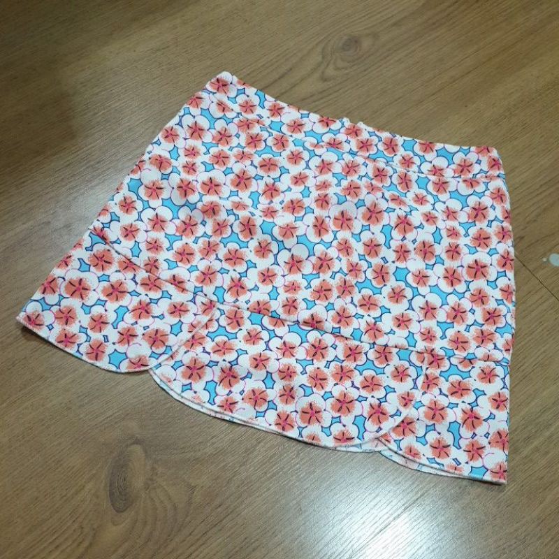 Ohayo กระโปรงสั้น ลายดอก sz.s