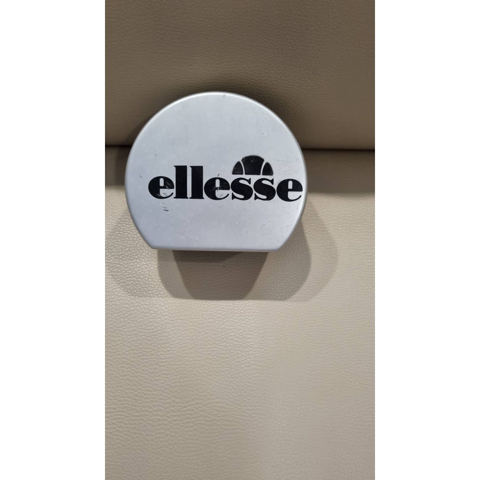 นาฬิกา ELLE ของเท้ 100% มือสอง สภาพสวย หน้าปัดขาว ลายก้างปลา