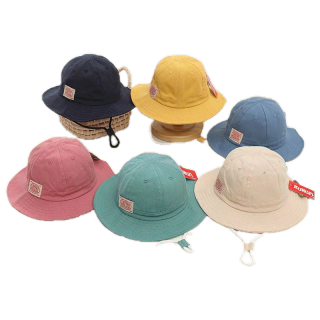 [พร้อมส่ง] หมวกเด็ก 1ปี-5ปี รอบหัว:50-52 cm. หมวกบักเก็ต ผ้า COTTON สีพื้นติดป้ายโลโก้ หมวกแฟชั่นเด็ก