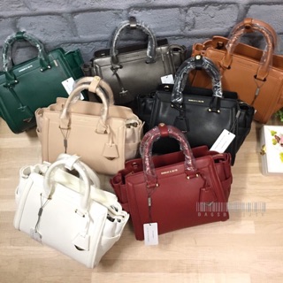 💥 CHARLES &amp; KEITH 👜outlet ไร้ตำหนิ✅